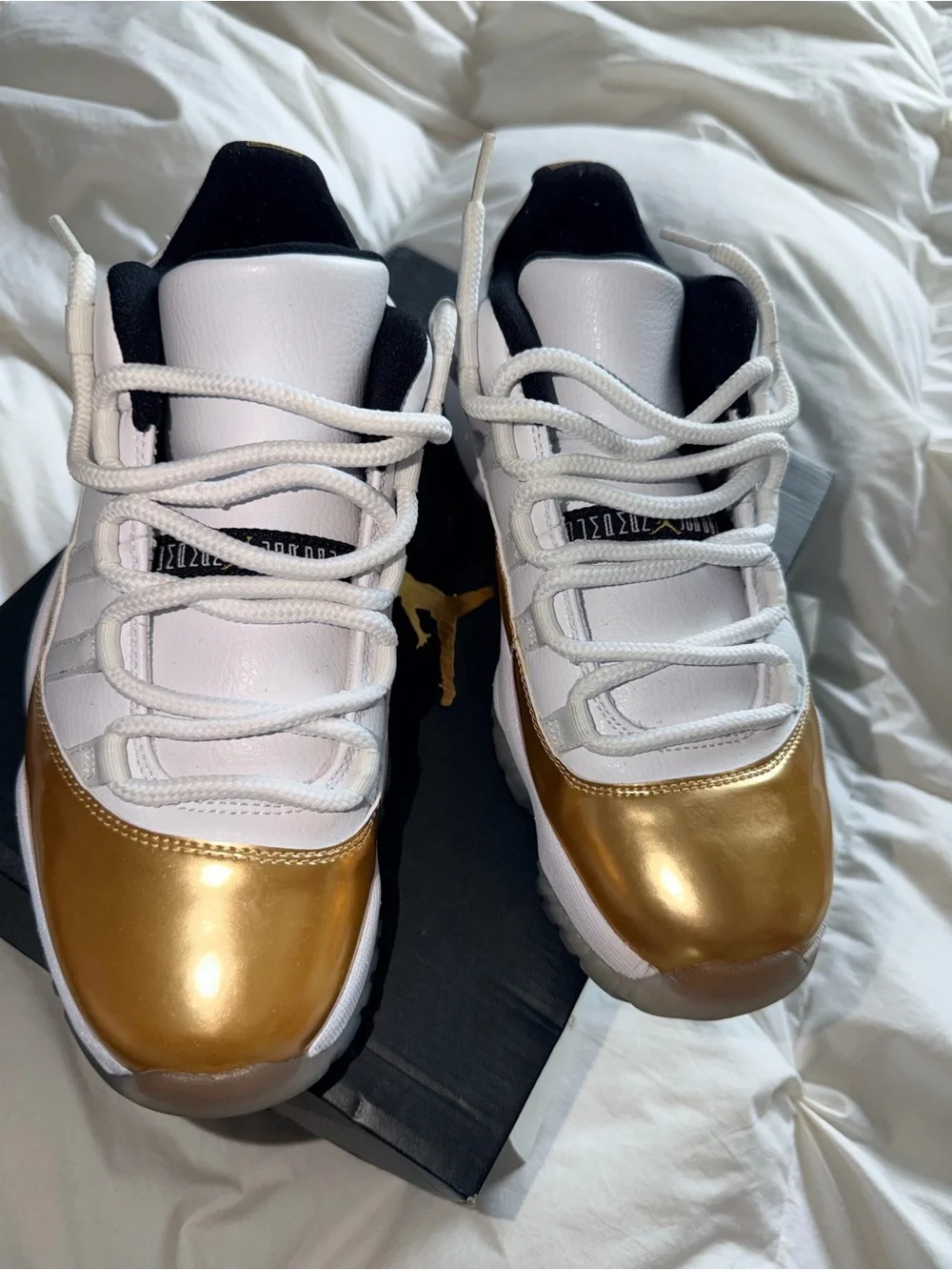 Air Jordan 11 Retro Low Closing Ceremony Metallic Gold Men’s 8.5 OG Box